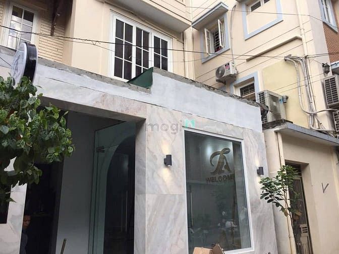 Bán nhà trung tâm Ba Đình - Ô TÔ 45 chỗ đõ của