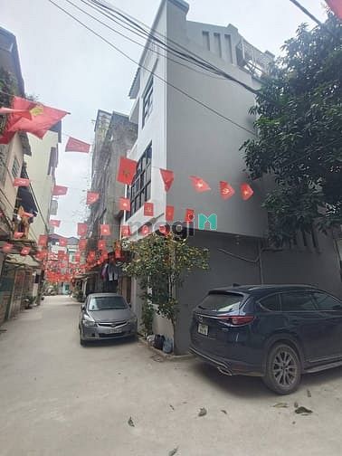 Nhỉnh 8 tỷ có ngay nhà 4 ô tô tránh - căn góc 2 mặt ô tô