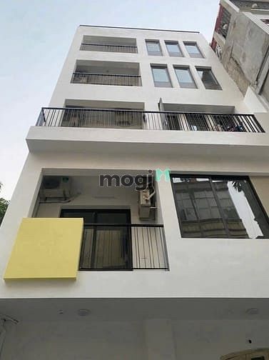 Tòa nhà chung cư trung tâm Cầu Giấy