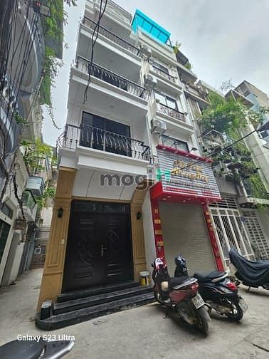 Nhà đẹp Ba Đình - THANG MÁY - LÔ GÓC