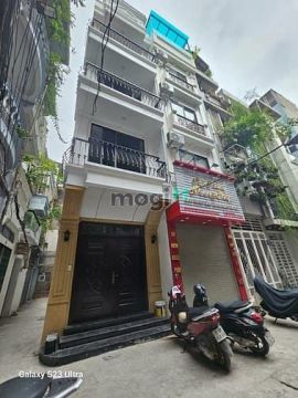 Nhà đẹp Ba Đình - THANG MÁY - LÔ GÓC