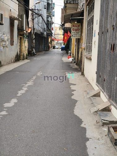 Cực hiếm Ngô QuyềnHà Đông-3T/52M-2 mặt ngõ thông oto đỗ cửa thoải mái