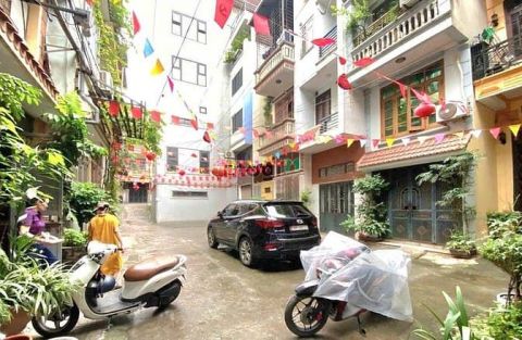 Bán Nhà Phạm văn Đồng Hà nội - Đường To,Ngõ Rộng