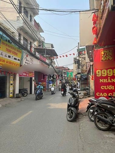 Bán nhà phố Quan Nhân - TTQ Thanh Xuân - DT 75m - MT4,3 20ty - ô tô đỗ