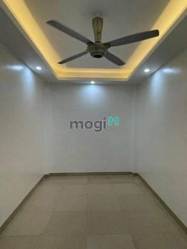 Bán nhà MP Kim Ngưu, giá 43 tỷ, 81m2x3T, lô góc 2 mặt thoáng
