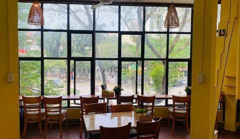 Cho thuê MBKD phố Trần Quốc Hoàn, lô góc cực đẹp,cho KD mọi mô hình