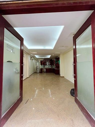 Cho thuê mặt bằng, văn phòng ngõ Trịnh Công Sơn 55m²