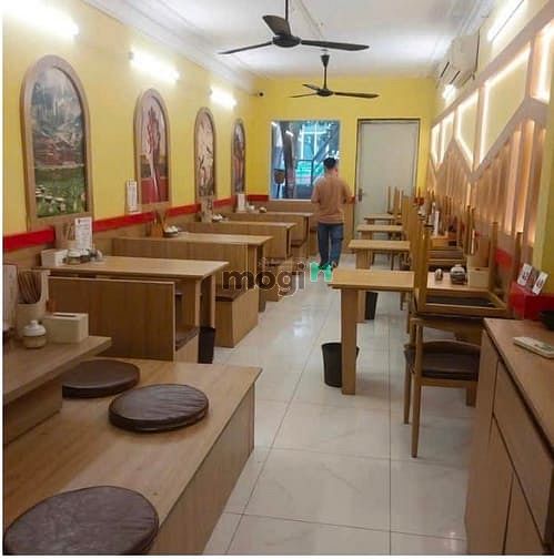 Cho thuê nhà mặt phố Chùa Láng, DT 70m2x4 tầng, MT 3.5m, Giá 70tr