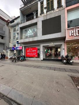 Cho thuê nhà mặt phố Chùa Bộc, DT 93m2x4 tầng, MT 7.1m, Giá 130tr