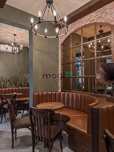 Cho thuê nhà mặt phố Phan Chu Trinh, DT 130m2, MT 4,6m, Giá 90tr