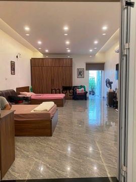 Cho thuê nhà mặt phố Hòe Nhai, DT 120m2x2 tầng, MT 5m, Giá 70tr