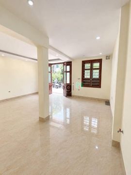 Chỉ 8 triệu - Nguyên căn 2PN Hoàng Quốc Việt 45m2 - Ô Tô đỗ cửa.