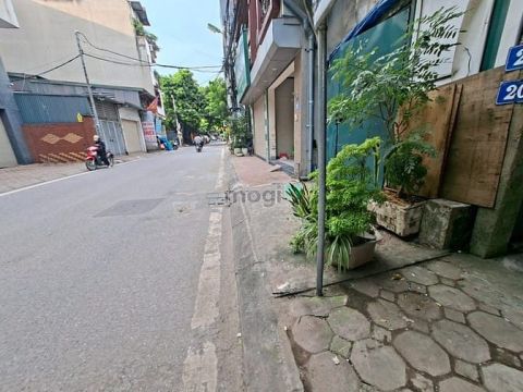 Cho thuê mặt bằng kinh doanh 20/649 Lĩnh Nam
