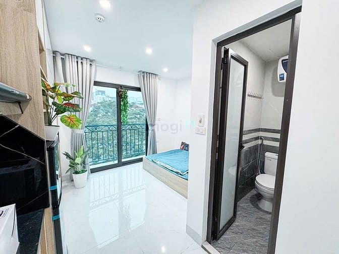 Ngã Tư Sở Mới Tinh Full Đồ Thang Máy Ban Công Giá Tốt Ở Luôn