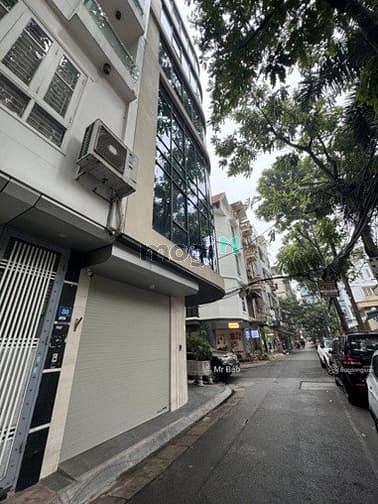 Cho thuê toà nhà 805m2 tại Nguyễn Ngọc Nại giá cực đẹp
