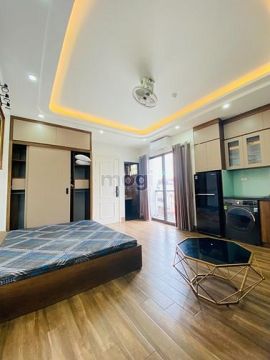 CHDV Cao Cấp mặt phố Cự Lộc *FULL ĐỒ CAO CẤP-THANG MÁY-Ô TÔ ĐỖ CỬA*