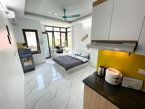 CCMN khép kín Bạch Mai *Full đồ - Ban công thoáng mát - Nhà mới 100%*