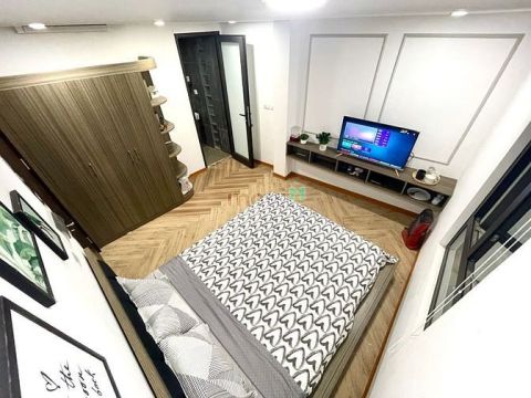 Căn hộ, Vũ Miên Tây Hồ, Ô tô đỗ, View Hồ, Full Cao Cấp, Thang máy, 4tr