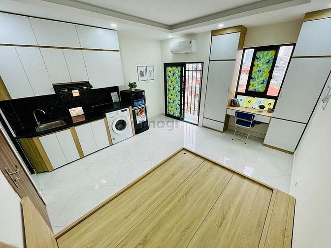 Cho thuê CCMN Ngã Tư Sở FULL đồ - Máy giặt riêng - Ban công - mới 100%