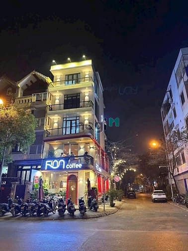 Cho thuê nhà mặt phố Nguyễn Hy Quang DT 60m2x4 tầng, MT 9m, Giá: 47tr