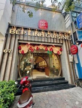 Cho thuê nhà MP Trần Khát Chân DT 100m2x5 tầng, MT 5.5m, Giá:70tr/th