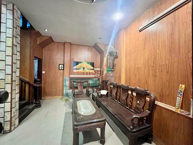 Cho nhà khép kín 4 tầng tại ngõ phố Thuỵ Khuê.