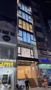 Chính chủ cần cho thuê tầng 1 tòa văn phòng MP Chùa Láng, đống đa.