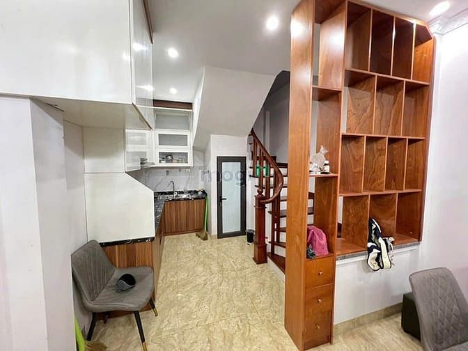 Cho thuê nhà riêng ngõ 44 Trần Thái Tông, Dịch Vọng Hậu .