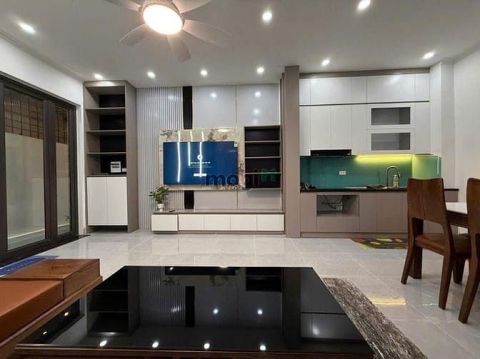 Cho thuê nhà ngõ 121 thái hà 75m x5T ô tô đỗ cửa