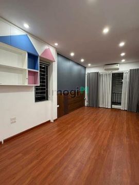 Cho thuê nhà ngõ 89 lạc long quân 55m x6T thang máy