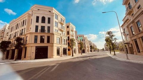 Chính chủ cho thuê Vinhomes Cổ Loa 200m2 x 5 tầng mặt tiền 20m