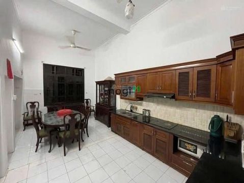 Cho thuê nhà ngõ 168 hào nam 50m x5T ô tô đỗ cửa