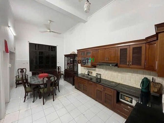 Cho thuê nhà ngõ 218 lạc long quân 75m x5T ô tô đỗ của