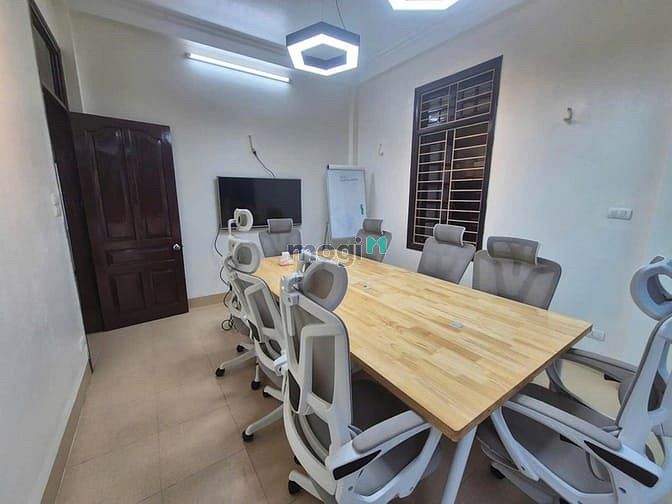 Cho thuê nhà ngõ 68 trung kính 65m x4T ô tô đỗ cửa