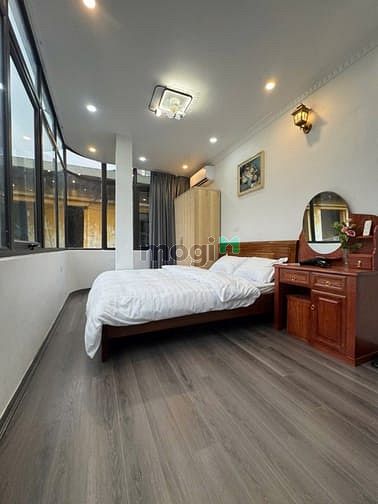 Toà Nhà Víp số 68 Đoàn Thị Điểm - Văn Miếu full nội thất nhập khẩu