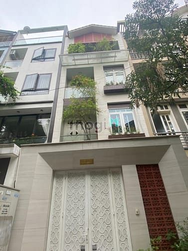 cho thuê nhà riêng ngõ 124 Hoàng Ngân, dt 82m x5t, ô tô tránh, 30tr