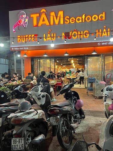 Cho thuê nhà mặt phố dương khuê 200m mặt tiền 10m giá thuê 45triệu