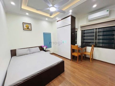 Phòng đẹp full đồ bếp ngăn riêng phố Đình Thôn