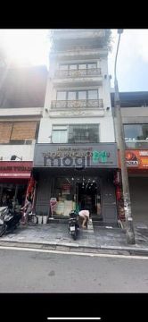 Cho thuê nhà MP Nam Ngư, diện tích 124m2x 7 tầng, mặt tiền 4m, KD đỉnh