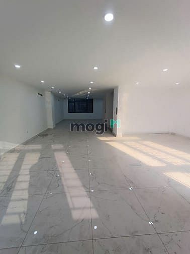 Cho thuê nhà khu A Geleximco. DT 160m2, 6 tầng, MT8m, thang máy