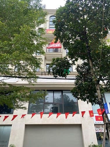 Cho thuê nhà đẹp KĐT Him Lam Vạn Phúc. DT 100m2, 7 tầng, thang máy