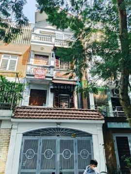 Cho thuê nhà liền kề Văn Quán, Hà Đông 100m2, 4 tầng, mt 5m, giá 24tr