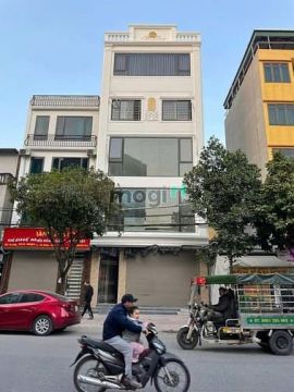 Cho thuê toà nhà MP Nguyên Văn Lộc 85m2, 7 tầng, thông sàn, thang máy