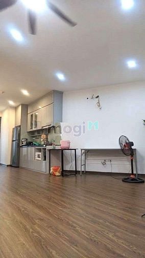 Cho thuê chung cư Tháp Doanh Nhân mỗ Lao Hà Đông