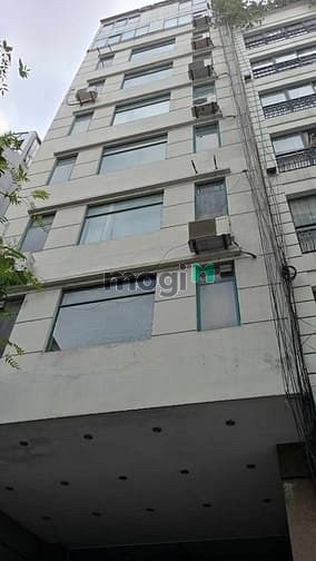 Chính chủ cho thuê tòa nhà 11 tầng phố Bùi Thị Xuân, Hà Nội