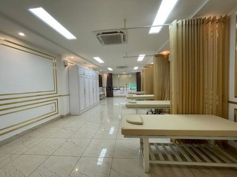 Cho thuê nhà mặt phố nguyễn khang 110m 8 tầng thang máy làm thẩm mỹ,
