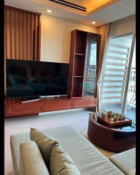 Căn hộ 3PN, 2VS, 120m2, Hà Nội Aqua Central, full nội thất sang trọng