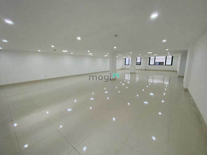 Cho thuê sàn văn phòng 150m2 ngõ 381 Nguyễn Khang, làm kho hàng