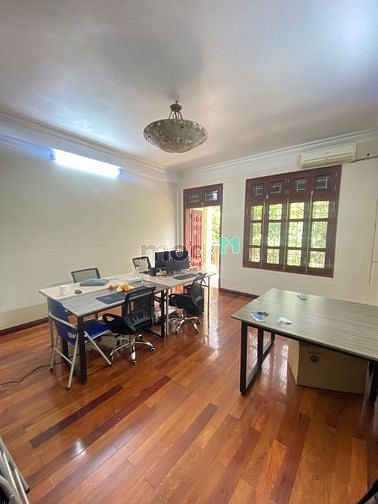Chính chủ cần nhượng lại văn phòng ở Nguyễn Văn Lộc Phường Mỗ Lao Quậ