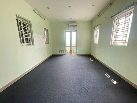 Cho thuê nhà 8 tầng Cầu Giấy làm spa, văn phòng, tổ chức giáo dục